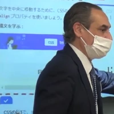 コードプログラミングクラスの教材「BSD Education」を使用したカリキュラムは、オンラインレッスンのほか、学校での出張授業を実施しています。