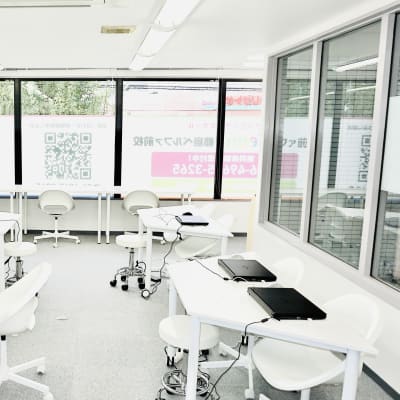 教室レイアウト🎵白基調で統一されて清潔感あります！オシャレ！