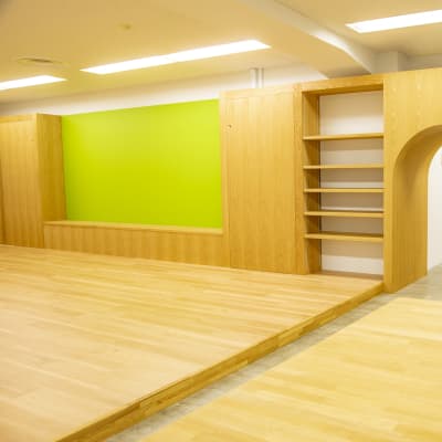 木質感たっぷりの空間で学習効率もアップ！