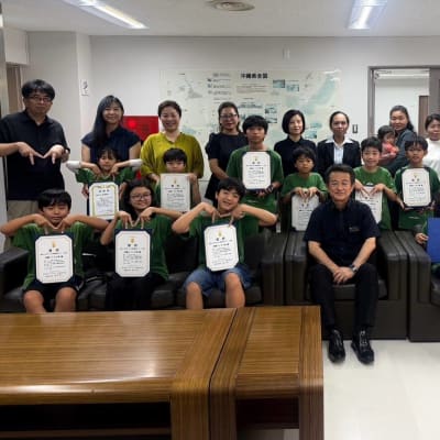 沖縄県教育庁にて