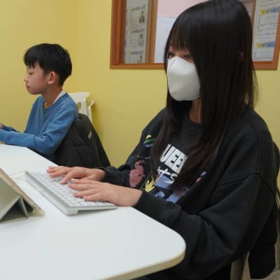 タイピングスキルは教室で1,2を争うお二人です👍