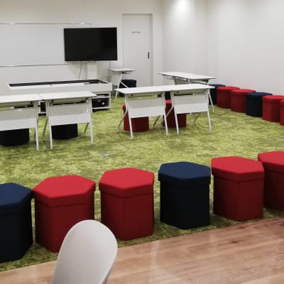 新しくて綺麗な校舎です