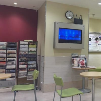 広々としたロビーでお子様のお迎えも可能です♬