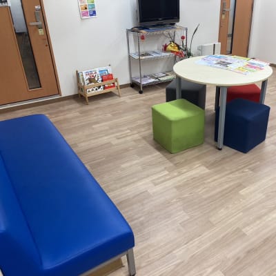 レッスン中はロビーでお待ちいただくことも可能です♪