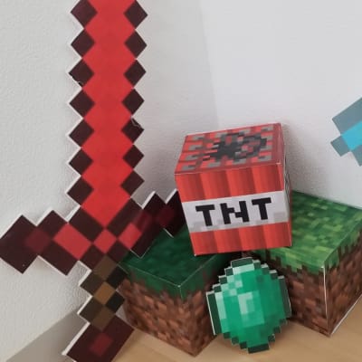 体験会ではマイクラのアイテムが飾ってあるよ