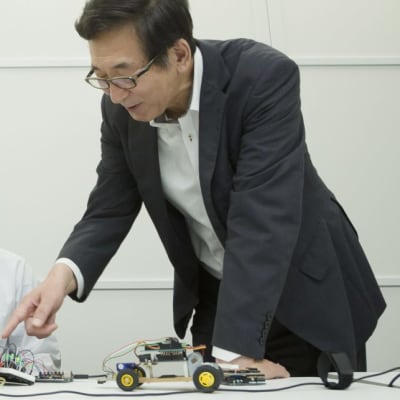 プログラミングカー