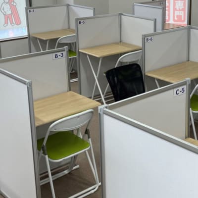 教室は明るい雰囲気です！