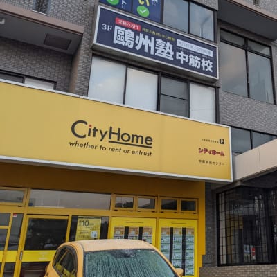 中筋校の外観です。こちらのビル３階に教室がございます。