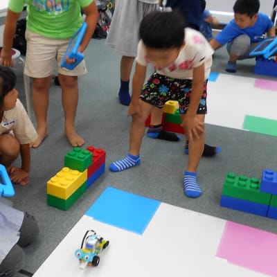 WeDoで作ったロボットを使って競技に挑戦