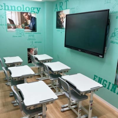 プログラミング教育 HALLO専用の教室で、集中してプログラミングを学ぶことができます！