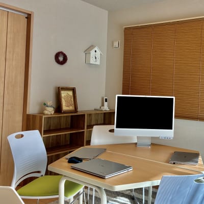 LeLu Kidsの教室です。個人宅の１室でレッスンを行います！温かみのある雰囲気です。