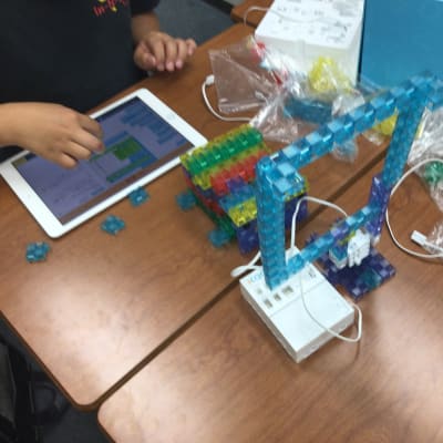 サーボモーターを動かす