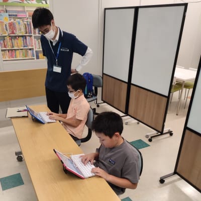 一人ひとりの進度に合わせて丁寧に指導していきます。