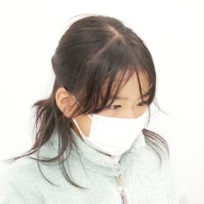 先生がそばにいて教えるスタイルです(^^)