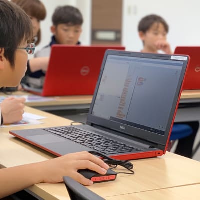 少人数制でお子さまのペースに合わせて学べます