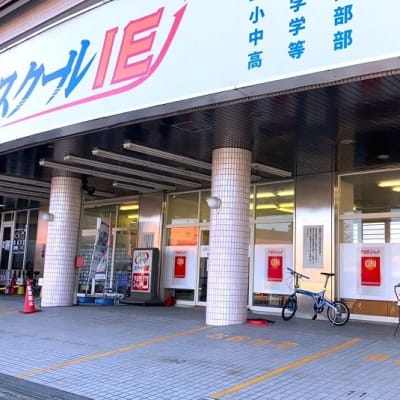 ソフトバンクさん、セブンイレブン鎌倉町店さんの向かい側にあります!!