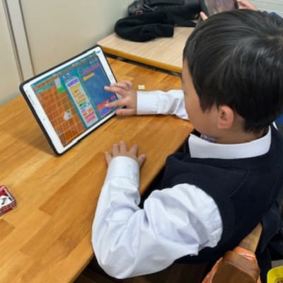 授業の様子です。みんな必死に頑張ってくれています。