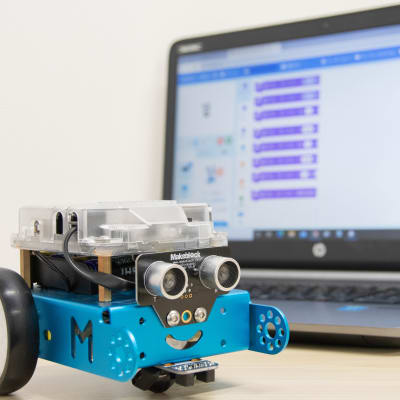 教材　パソコンでプログラミングしてmBotくんを操作します