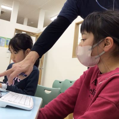 タイピングを毎週5～10分取り組むことで驚くほど速く＆正確に打てるようになります。