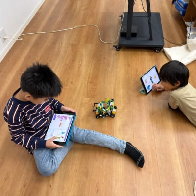レゴ® WeDo2.0を使った授業の様子