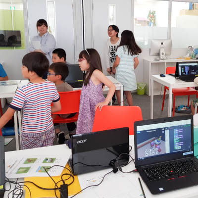 キッズプログラミングスクール8x9(ハック)　授業の様子1