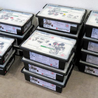 教材費は不要、教室に来れば自分だけのロボットが作れます