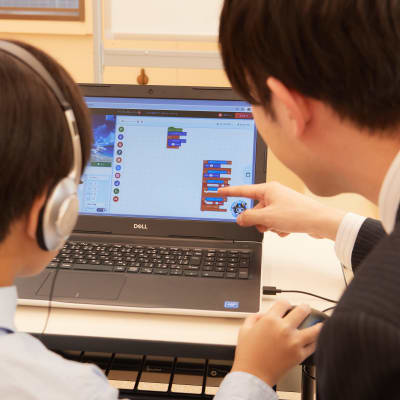 わからないところは丁寧に先生が指導します