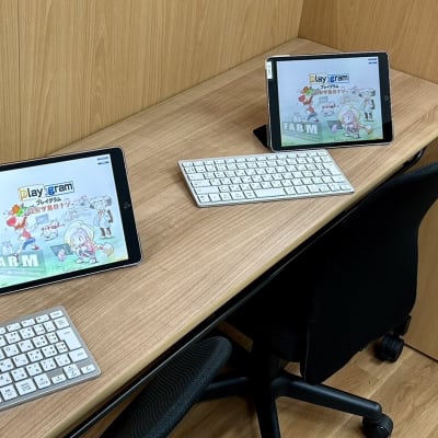 ゲーム感覚で本格的なプログラミングを学べます！