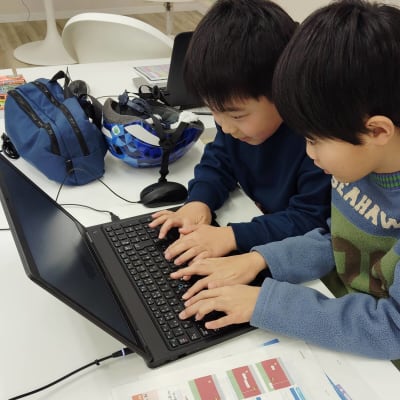 オリジナル創作ゲームを楽しんでます！