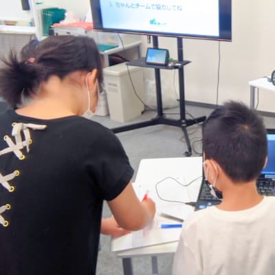 キッズプログラミングスクール8x9（ハック）ピオレ姫路校　2020年8月授業1