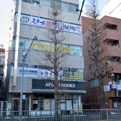 東京メトロ丸ノ内線「新高円寺駅」より徒歩１分