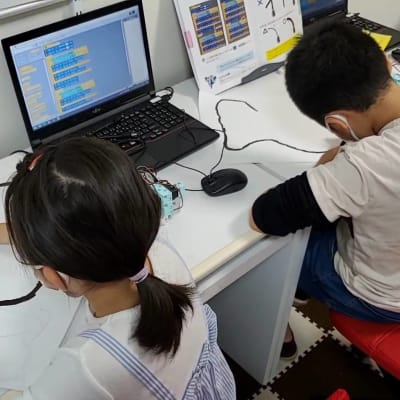 ロボ中級授業。オリジナルコース作成中