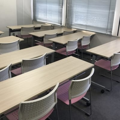 静岡駅前校　教室