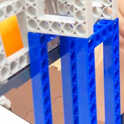 ブロックを使い工学、理科の分野も学びます