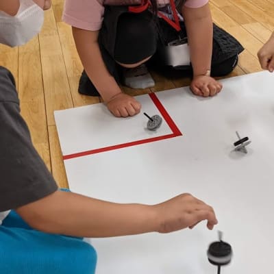 プレスターターでは遊びも取り入れています