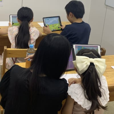 年長～小6まで、男の子も女の子もたくさんの生徒さんが学んでいます