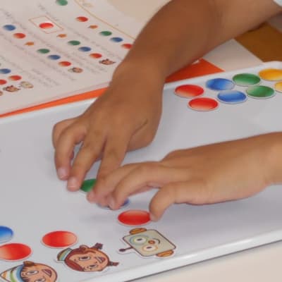 アンプラグド教材で論理的思考能力のブラッシュアップ。