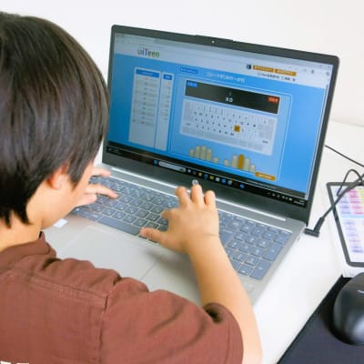 タイピング、正しく速く、ぐんぐん伸びるよ。