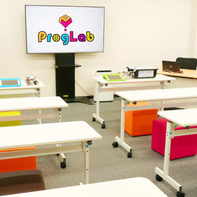 【プログラボ大橋】西鉄天神大牟田線 大橋駅 西口から徒歩１分ですので、便利に、安全に通っていただけます。