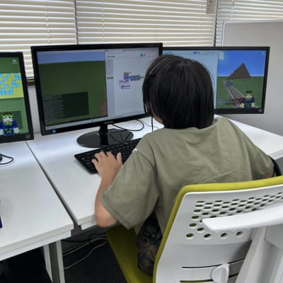 プログラミング学習をしている様子です。