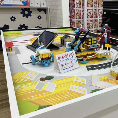 みんな大好きレゴを使った授業だよ！