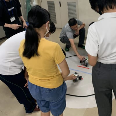 愛知県名古屋市立八幡中学校出張レッスンの様子