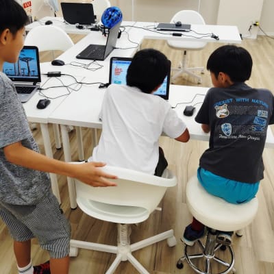 サマースクールで和気あいあい！