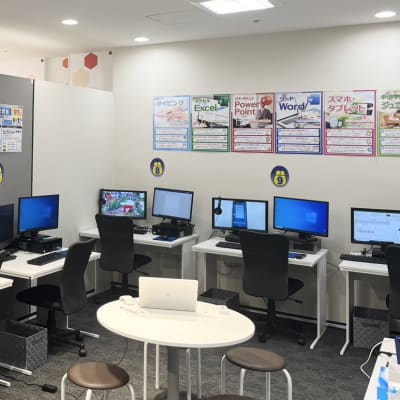 個別学習型の教室ですので、各自の席で授業を受けていただけます。