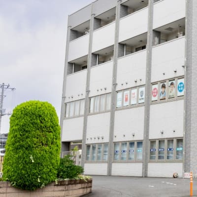 守谷駅西口すぐ！とても通学しやすいです。