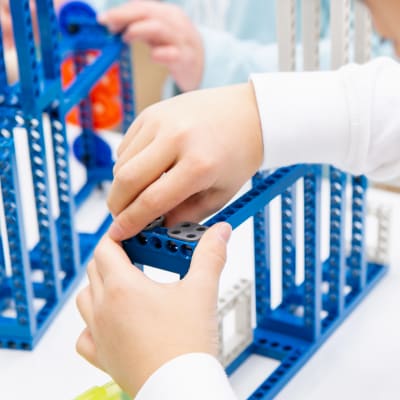 完成作品は十人十色。発想力を養います。