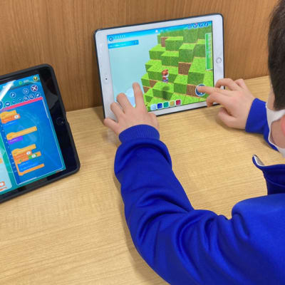 先生のヒントを参考に進めることもできるので安心です。