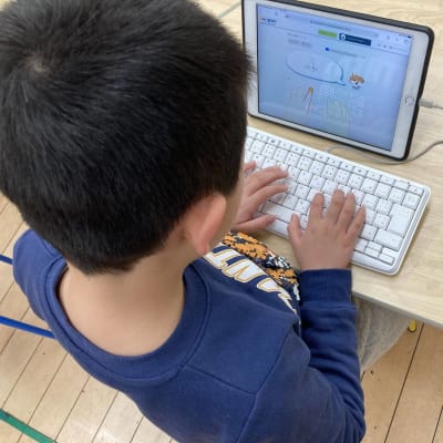 タイピング練習・ミッション・クリエイト発表会など様々なレッスンを実施！