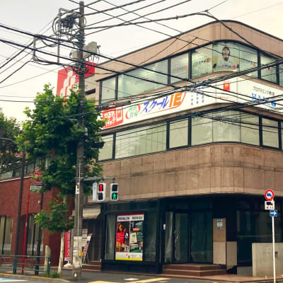 京王線 初台駅より徒歩5分