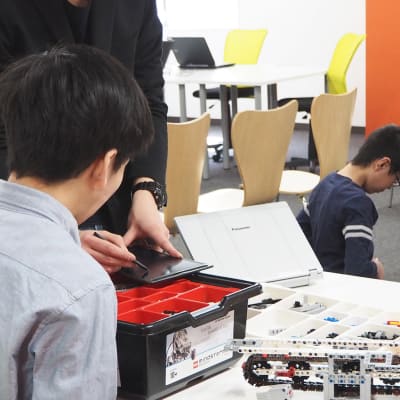 少人数制で講師との距離も近い